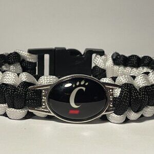 Cincinnati Bearcats NCAA Paracord Bracelet NEW